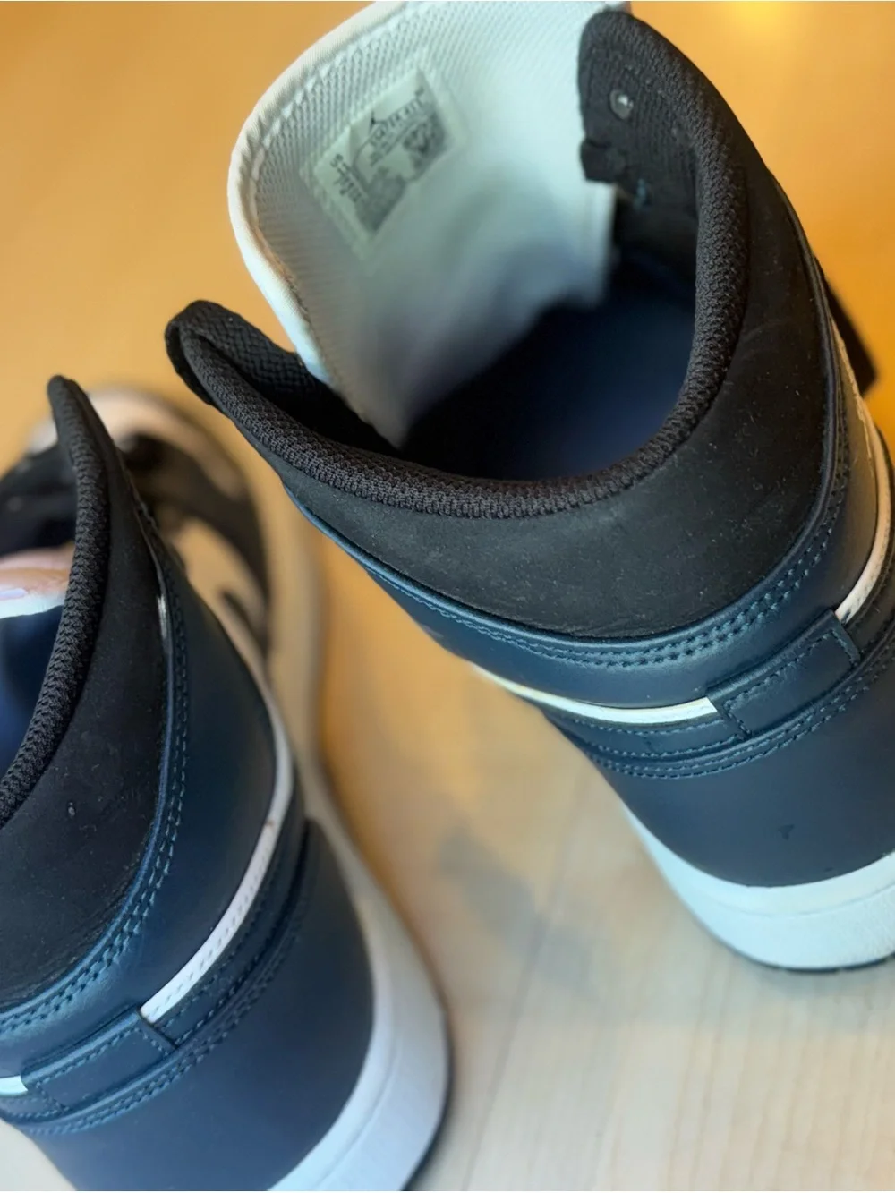Jordan Midnight blue and White Mid-Top Sneakers